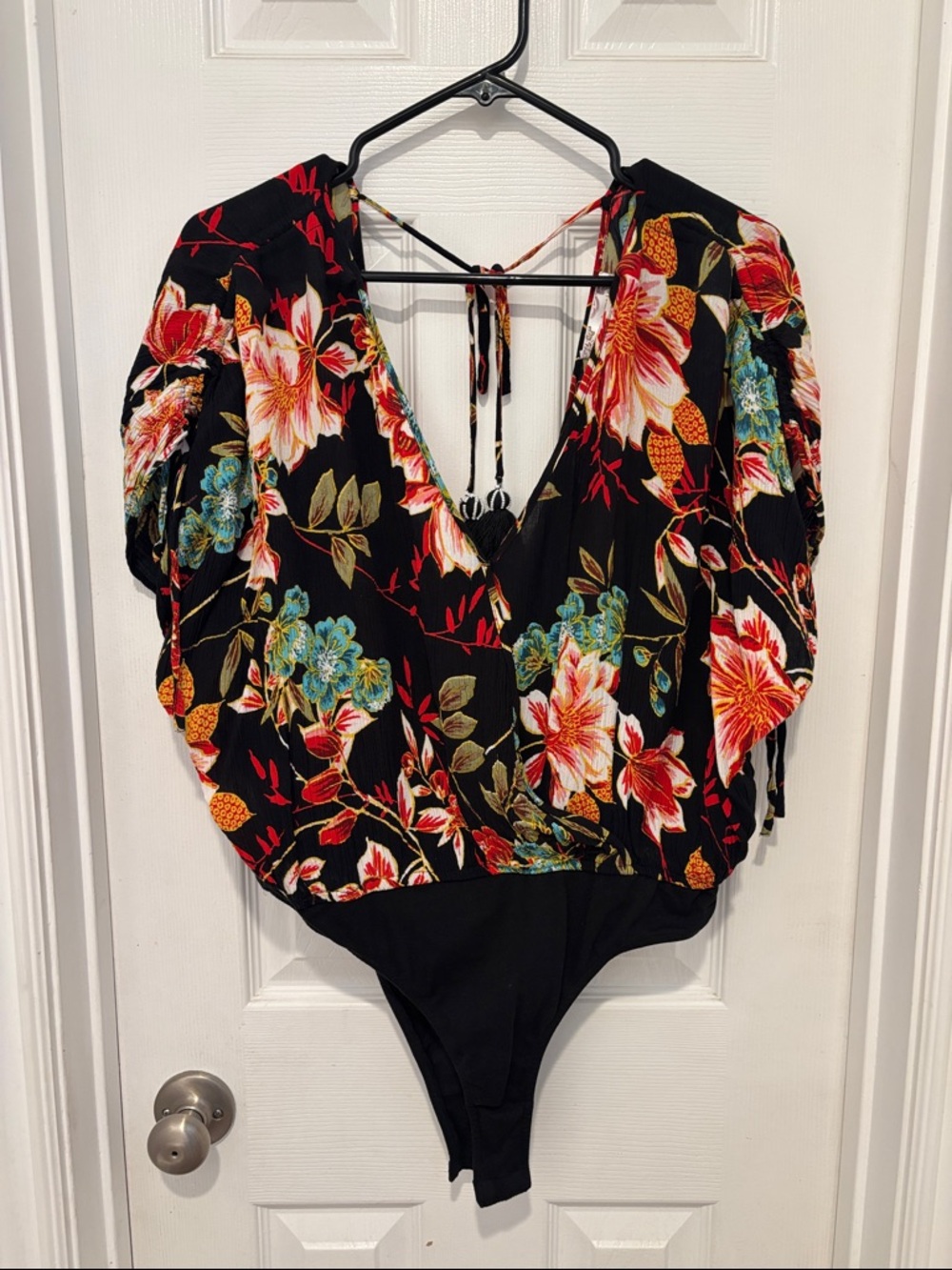 Band of Gypsies Black Floral V-Neck Bodysuit